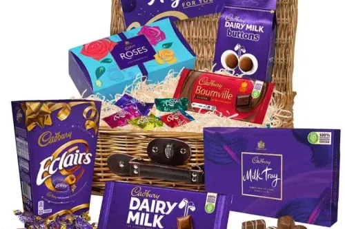 CADBURY CLASSIC CHOCOLATE BASKET-AUTO WIN 08/09