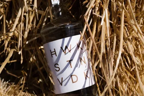 HAWKSTONE VODKA – 70CL THE STRONG ONE-AUTO WIN 19/10