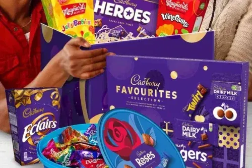 CADBURY LARGE CHRISTMAS CHOCOLATE HAMPER 12/10