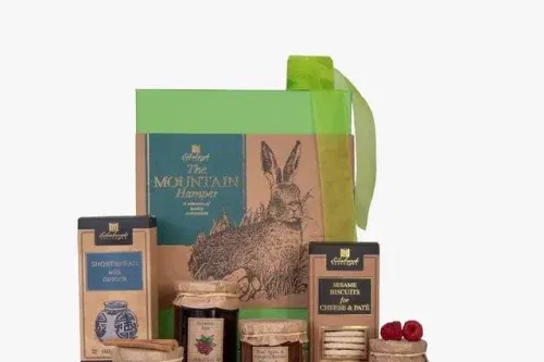 Edinburgh Preserves The Mountain Hamper-AUTO WIN 22/11