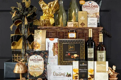 The Classic Christmas Gift Hamper-AUTO WIN 16/11