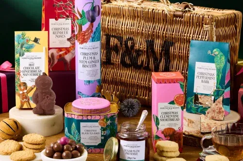 FORTNUM AND MASON The Christmas Treat Hamper-AUTO WIN 15/11