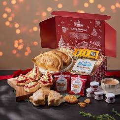 Christmas Pasty & Cream Tea Hamper-AUTO WIN 04/11