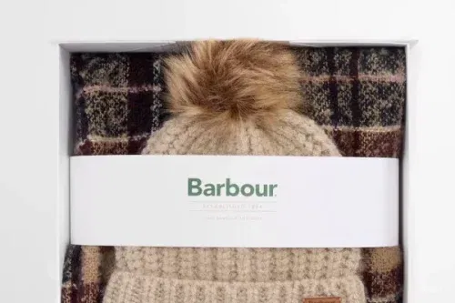 Barbour Beige Saltburn Pom Beanie Hat & Scarf Gift Box Set-AUTO WIN 08/11