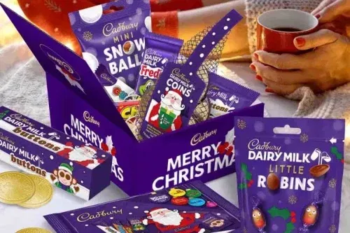 CADBURY MERRY CHRISTMAS CHOCOLATE GIFT-AUTO WIN 17/11