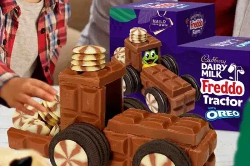 CADBURY DAIRY MILK FREDDO & OREO TRACTOR BUILD YOUR OWN KIT AUTOWIN 10/11