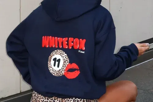 White Fox 11th Street She's So Lucky Oversized Hoodie Blueberry Twist-AUTO WIN 30/11