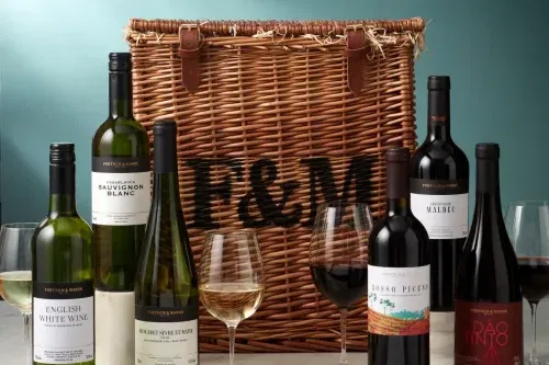 FORTNUM AND MASON The Wine Explorer Hamper-AUTO WIN 09/12