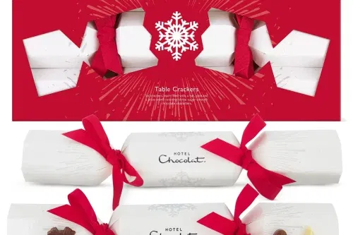SIX CHOCOLATE CHRISTMAS TABLE CRACKERS AUTO-WIN 10/12