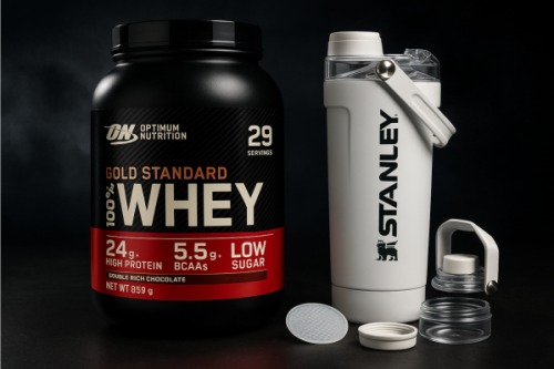 Stanley Activate Shaker | 0.59L & Whey Protein Powder 29 Servings, 899 g-AUTO WIN 05/01