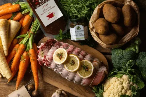 DARTS FARM FOR FOUR - SHEPHERD'S ROAST MEAL HAMPER-AUTO WIN 04/01