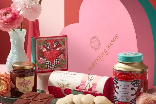 FORTNUM AND MASON The Sweetheart Gift Box-AUTO WIN 21/01