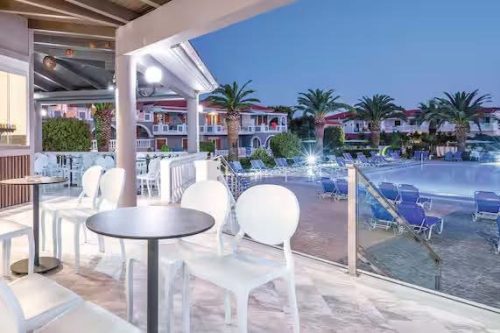 ZANTE FLYING FROM EXETER FOR 2-28/01