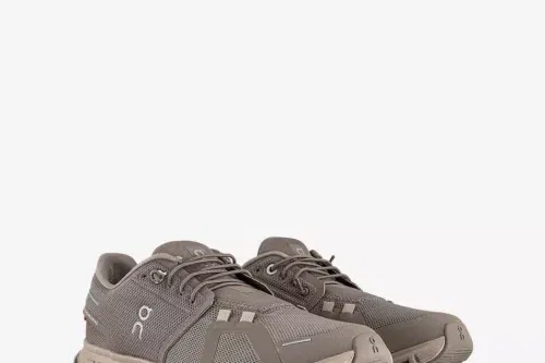 ON Cloud 6 Mesh Low-Top Trainers-AUTO WIN 31/01