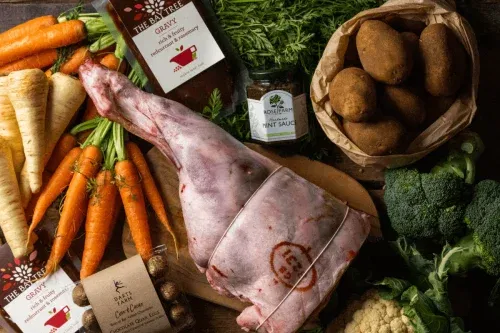DARTS FARM FOR SIX - LAMB ROAST MEAL HAMPER-AUTO WIN 10/01