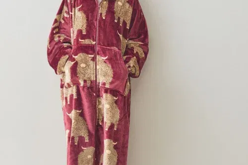 Burgundy Red Hamish The Highland Cow Oversized Hooded Blanket-AUTO WIN 24/03