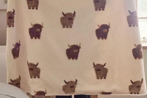 Natural Hamish The Highland Cow Borg Throw-AUTO WIN 31/02