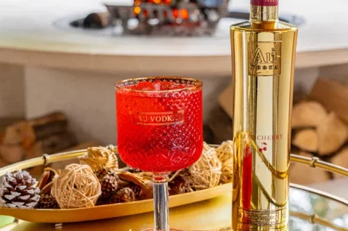 AU VODKA RED CHERRY 70CL-AUTO WIN 26/02