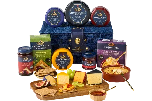 SNOWDONIA Black Bomber Cheese Hamper-AUTO WIN 01/03