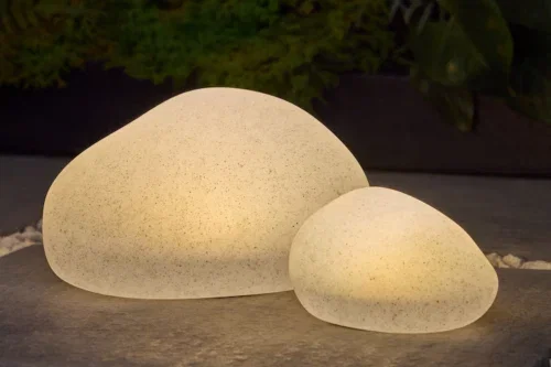 Natural Pebble Outdoor Solar Light SMALL AND MED-AUTO WIN 28/03