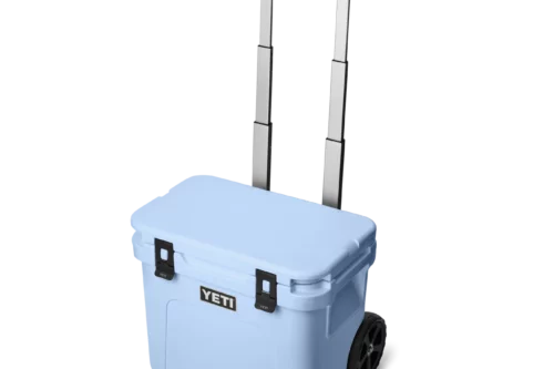 YETI 32 WHEELED COOL BOX SKY BLUE-AUTO WIN 12/04