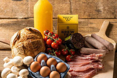 DARTS FARM -THE FULL ENGLISH BREAKFAST HAMPER- AUTO WIN 07/08