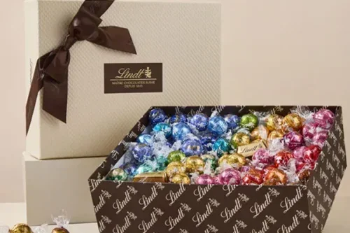 Lindt Pick & Mix Jumbo Selection Box 2Kg- AUTO WIN 20/08