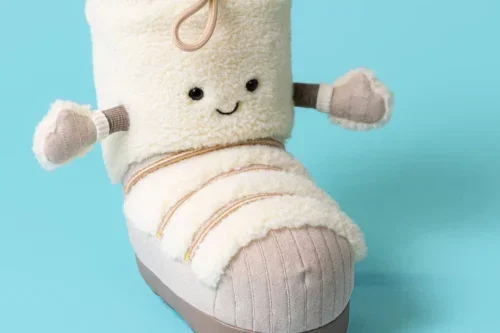 JELLYCAT AMUSEABLES PERTA SNOW BOOT -AUTO WIN 11/10