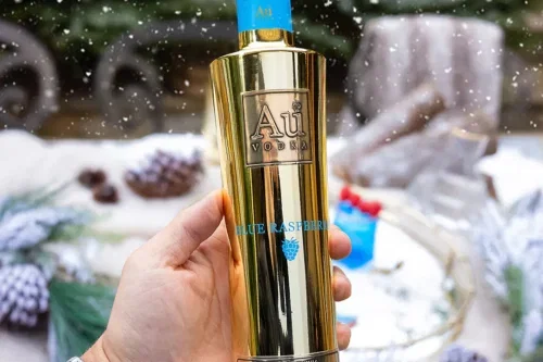 2 WINENRS AU VODKA BLUE RASPBERRY 35CL-AUTO WIN 03/10