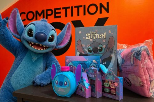 Disney Stitch Bundle-AUTO WIN 25/09