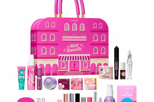 BENEFIT The Hotel Beneville ADVENT CALENDAR -AUTO WIN