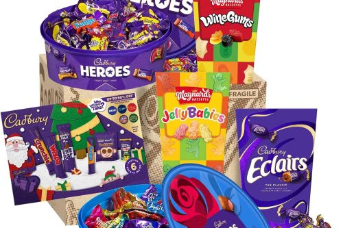 Cadbury Christmas Hamper by Cadbury Gifts Direct- Heroes, Roses, Selection Box, Candy Cartons AUTO-WIN 31/10